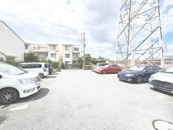 白金山団地 駐車場