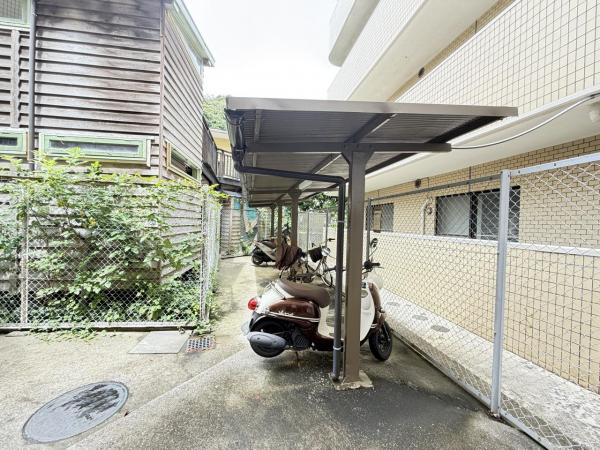 ライオンズマンション湘南秋谷 駐輪場
