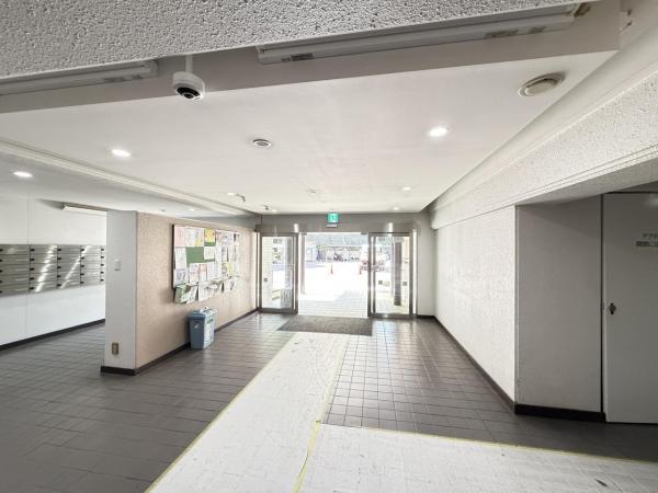 クリオ湘南追浜サニークレスト ロビー