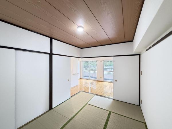 クリオ湘南追浜サニークレスト 和室