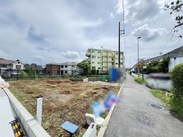 町田市相原町 戸建 前面道路含む現地写真