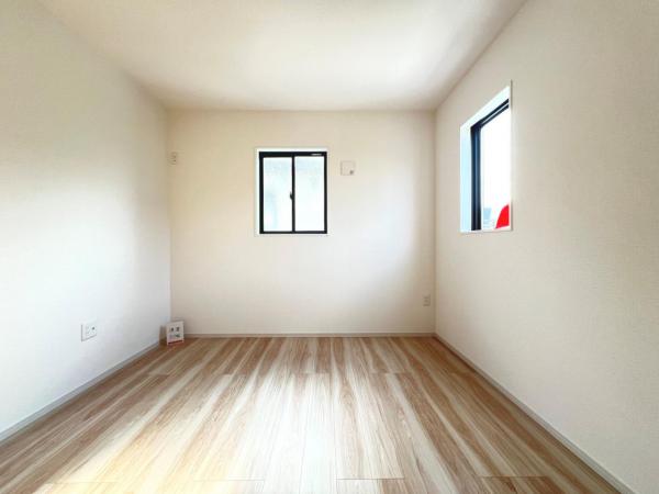 鎌倉市梶原３丁目 戸建 洋室