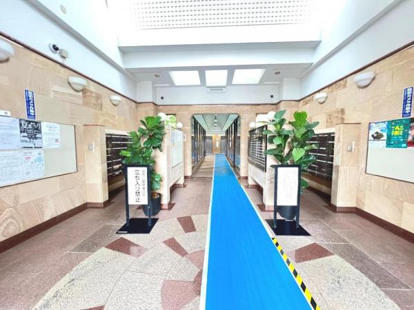 ライオンズガーデン東大宮弐番館 エントランスホール
