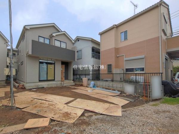 草加市苗塚町97番12 