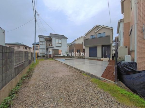 草加市苗塚町97番12 