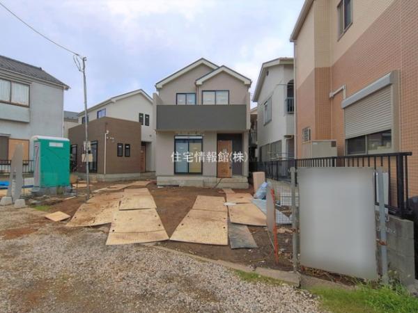 草加市苗塚町97番12 