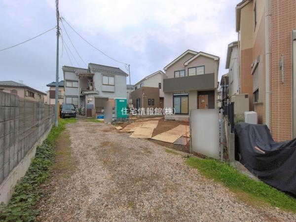草加市苗塚町97番12 