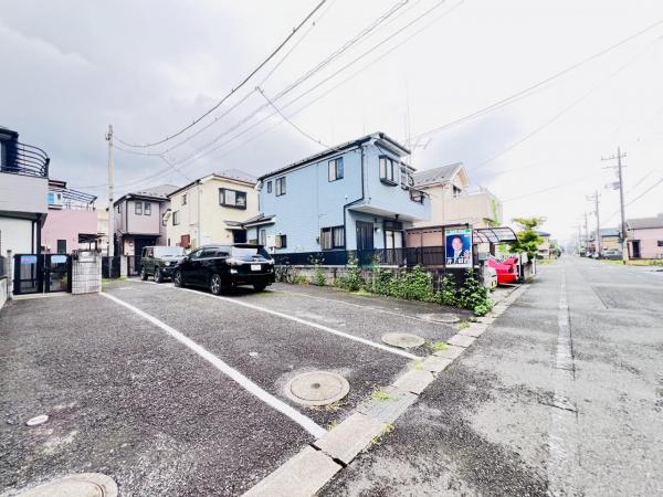 羽村市神明台１丁目 中古戸建 駐車場