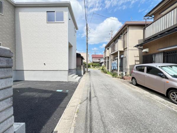 南埼玉郡宮代町道佛 戸建 前面道路含む現地写真