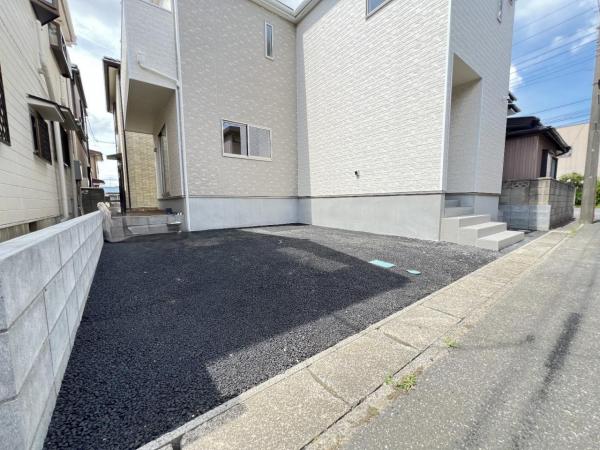 南埼玉郡宮代町道佛 戸建 駐車場