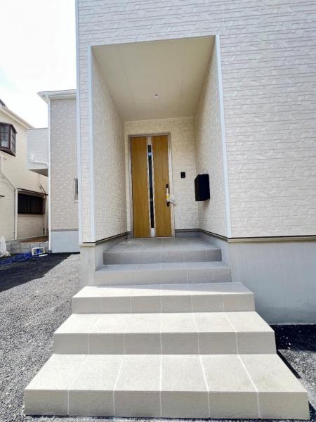 南埼玉郡宮代町道佛 戸建 玄関