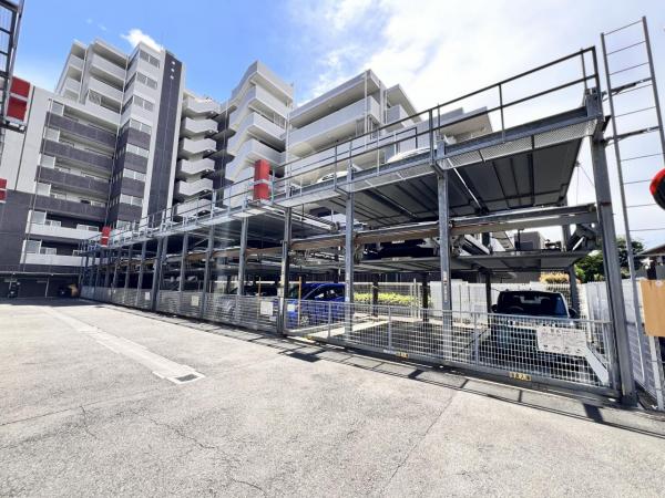 シーズガーデン大和 敷地内駐車場