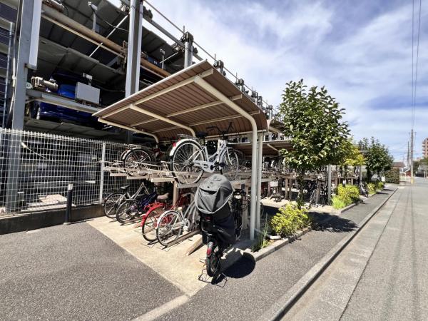 シーズガーデン大和 駐輪場