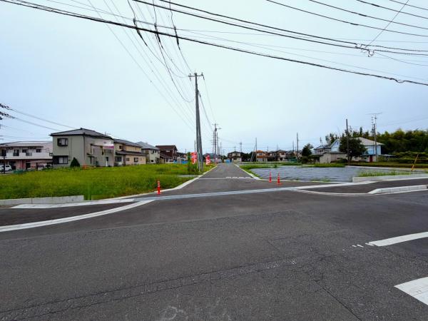 宇都宮市細谷町３期　戸建 前面道路含む現地写真