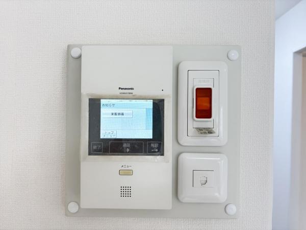 ガーデンライフ久里浜六番館 TVモニター付きインターフォン