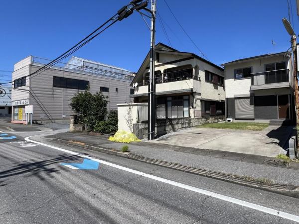 宇都宮市八千代２丁目 中古戸建 前面道路含む現地写真