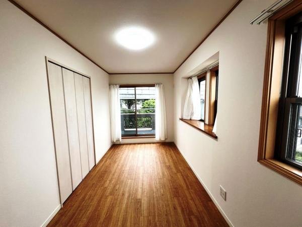 茅ヶ崎市西久保 中古戸建 洋室