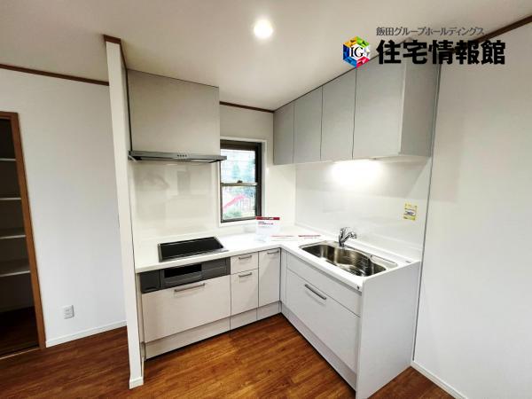 茅ヶ崎市西久保 中古戸建 キッチン