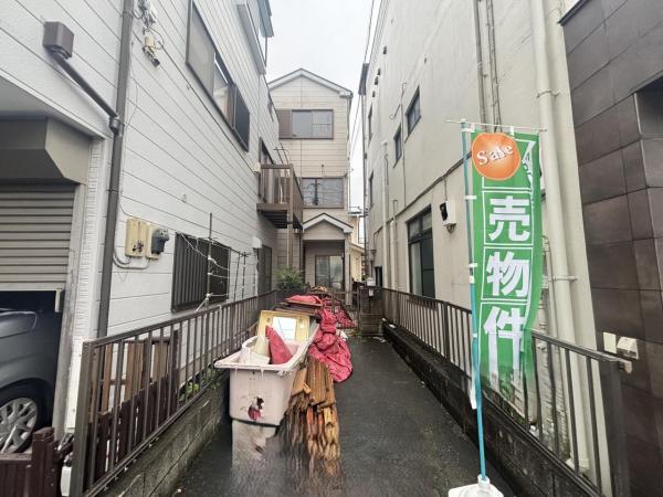 横浜市瀬谷区南台２丁目 中古戸建 駐車場