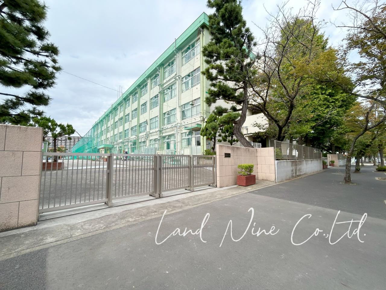 江戸川区南葛西中学校
