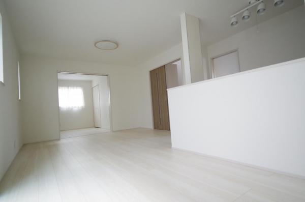 新築戸建 宇都宮市御幸ケ原町10-12 JR東北本線（宇都宮線）岡本駅 3,290万円