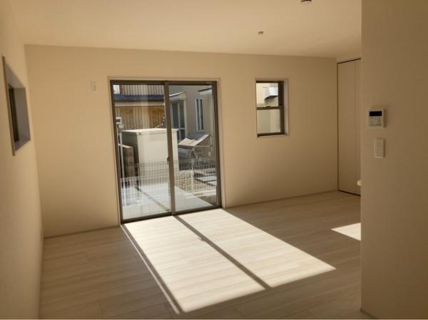 新築戸建 宇都宮市宮の内３丁目156-5 JR東北本線 (宇都宮線）雀宮駅 2,390万円