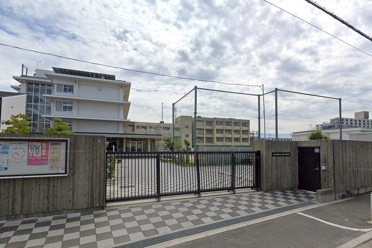 東大阪市立小阪中学校