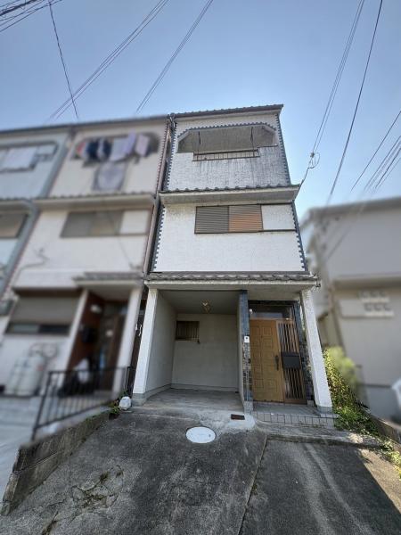 中古戸建 大和郡山市西田中町571-9 JR関西本線大和小泉駅 450万円