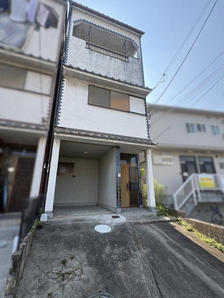中古戸建 大和郡山市西田中町571-9 JR関西本線大和小泉駅 450万円