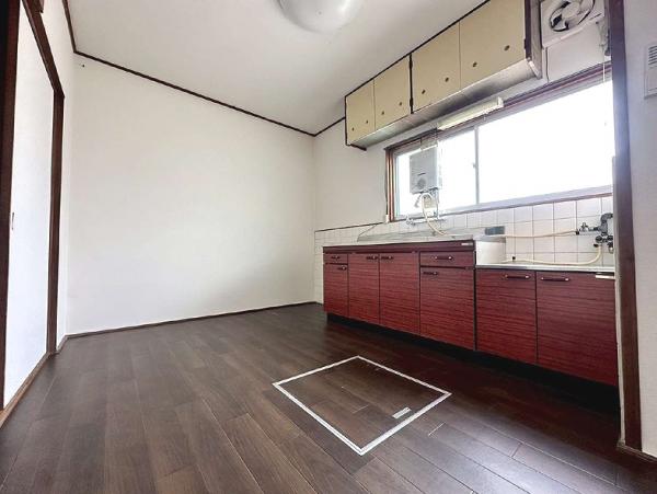 中古テラス 橿原市新口町 近鉄橿原線新ノ口駅 330万円