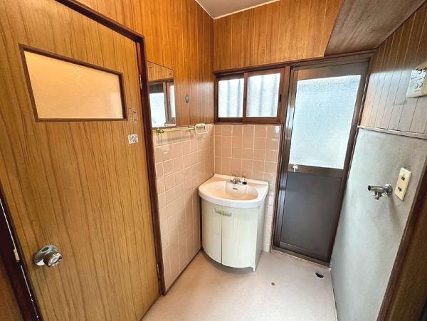 中古テラス 橿原市新口町 近鉄橿原線新ノ口駅 330万円