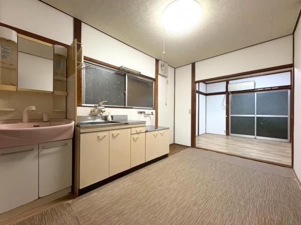 中古テラス 四條畷市西中野２丁目4-10 JR学研都市線四条畷駅 580万円