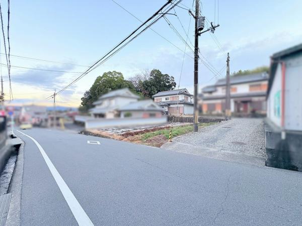 土地 奈良市六条1丁目35-27 近鉄橿原線西ノ京駅 1,980万円