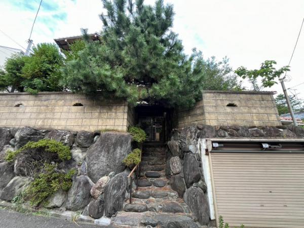中古戸建 寝屋川市八幡台8-13 京阪本線寝屋川市駅 1,850万円