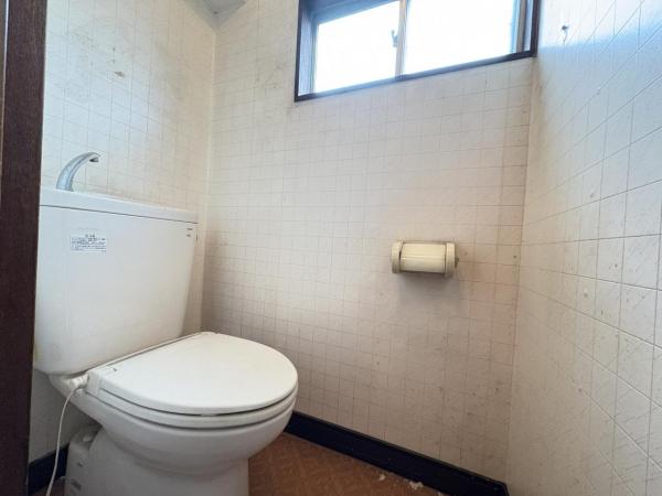 ■三面接道の角地の好立地 トイレ