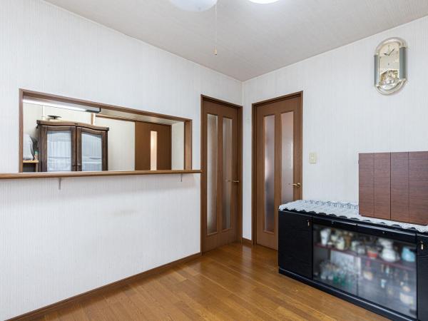 ふじみ野市駒西　中古戸建 リビングダイニング