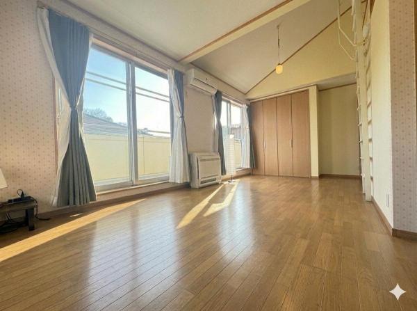 川越市大字笠幡　中古戸建 寝室