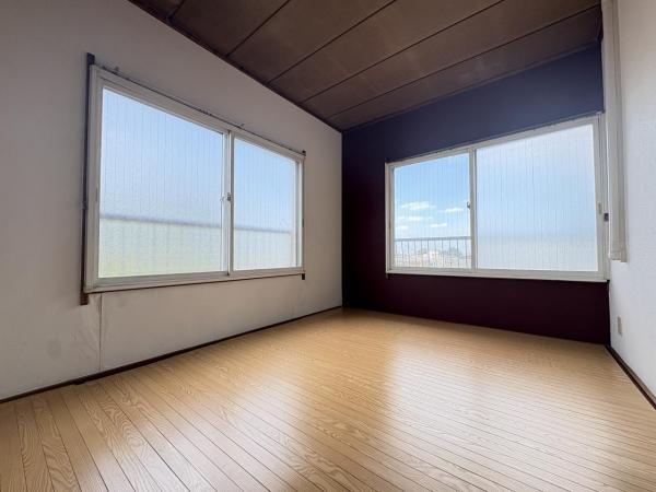 川越三浦マンション リビング以外の居室