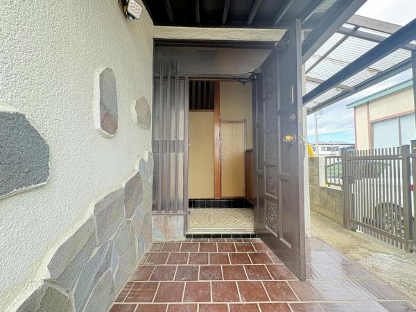 川越市山田950-3 玄関