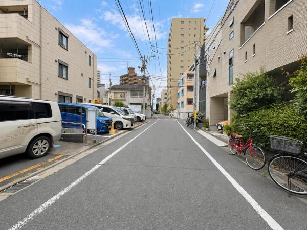  前面道路含む現地写真