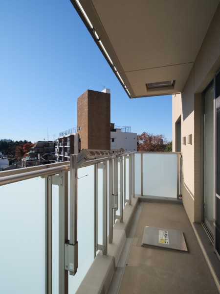 中古マンション 新宿区内藤町 丸の内線新宿御苑前駅 3億9,990万円