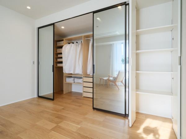 中古マンション 新宿区内藤町 丸の内線新宿御苑前駅 3億9,990万円