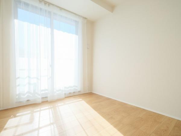 中古マンション 新宿区内藤町 丸の内線新宿御苑前駅 3億9,990万円