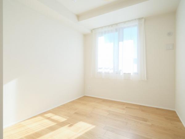 中古マンション 新宿区内藤町 丸の内線新宿御苑前駅 3億9,990万円