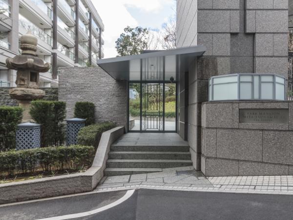 中古マンション 東京都港区三田2丁目1-28 南北線麻布十番駅 13億円