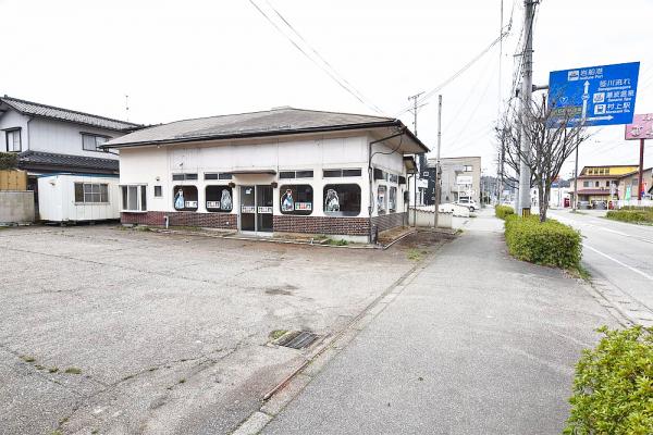 店舗 村上市山居町１丁目3-16 JR羽越本線村上駅 1,398万円