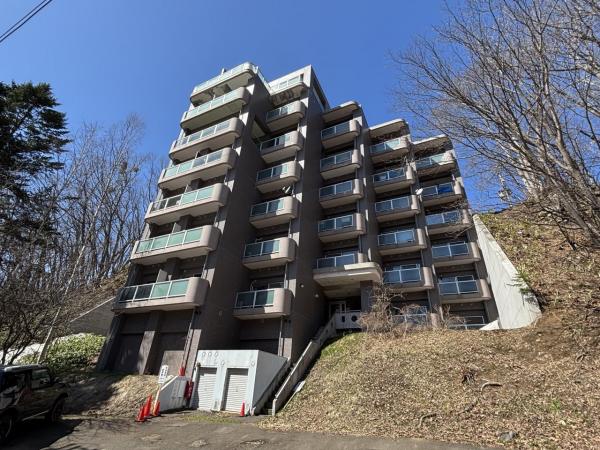 中古マンション 札幌市南区定山渓温泉西１丁目 札幌市南北線真駒内駅 380万円