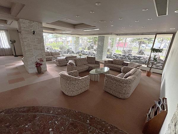 ライオンズマンション札幌定山渓弐番館 ロビー 