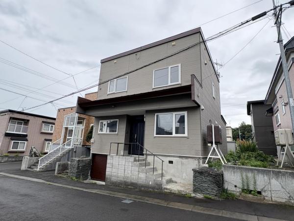 中古戸建 札幌市南区石山三条８丁目 札幌市南北線真駒内駅 550万円