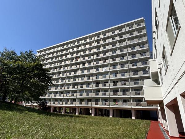 中古マンション 札幌市南区真駒内緑町３丁目 札幌市南北線真駒内駅 980万円